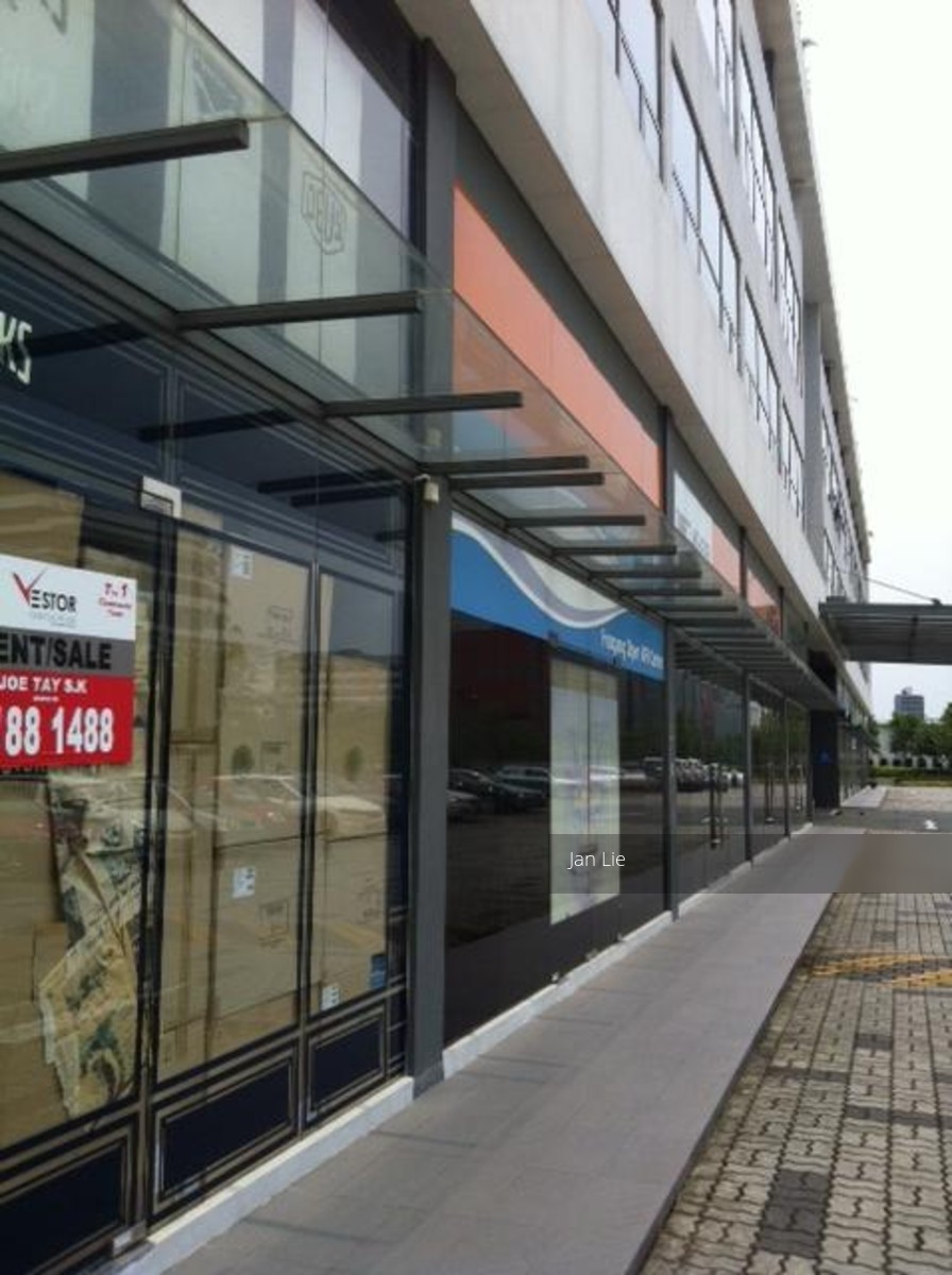 UB. ONE (D14), Warehouse #129588092